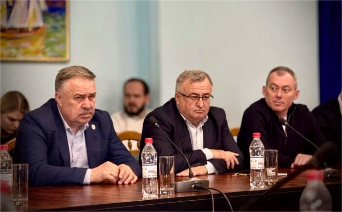 6106 image for slide