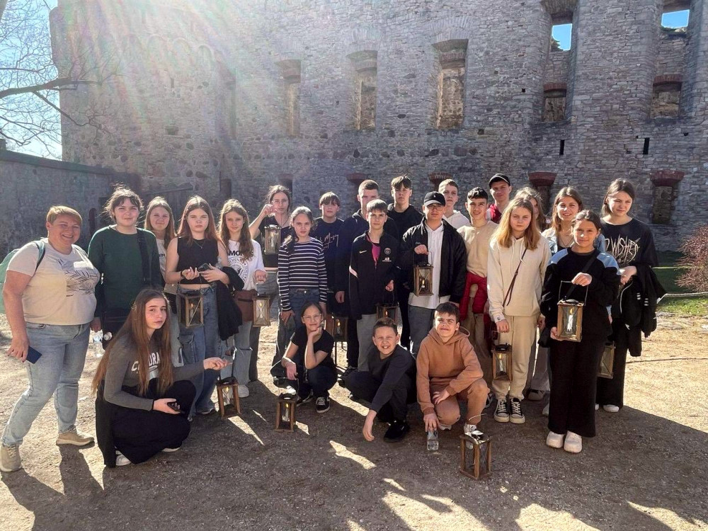 6462 image for slide