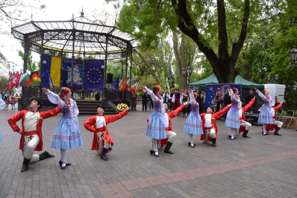 6687 image for slide