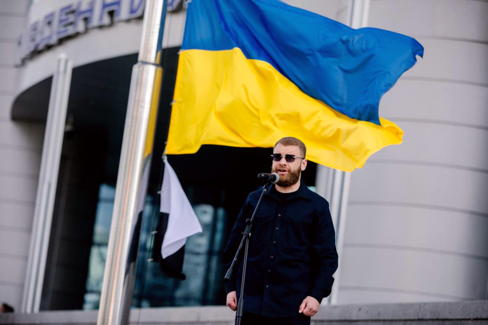 7302 image for slide