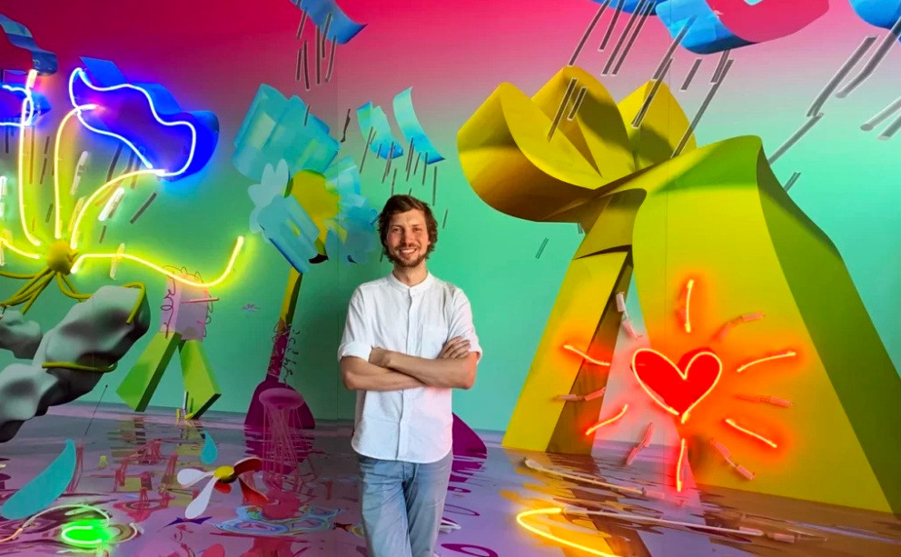 7687 image for slide