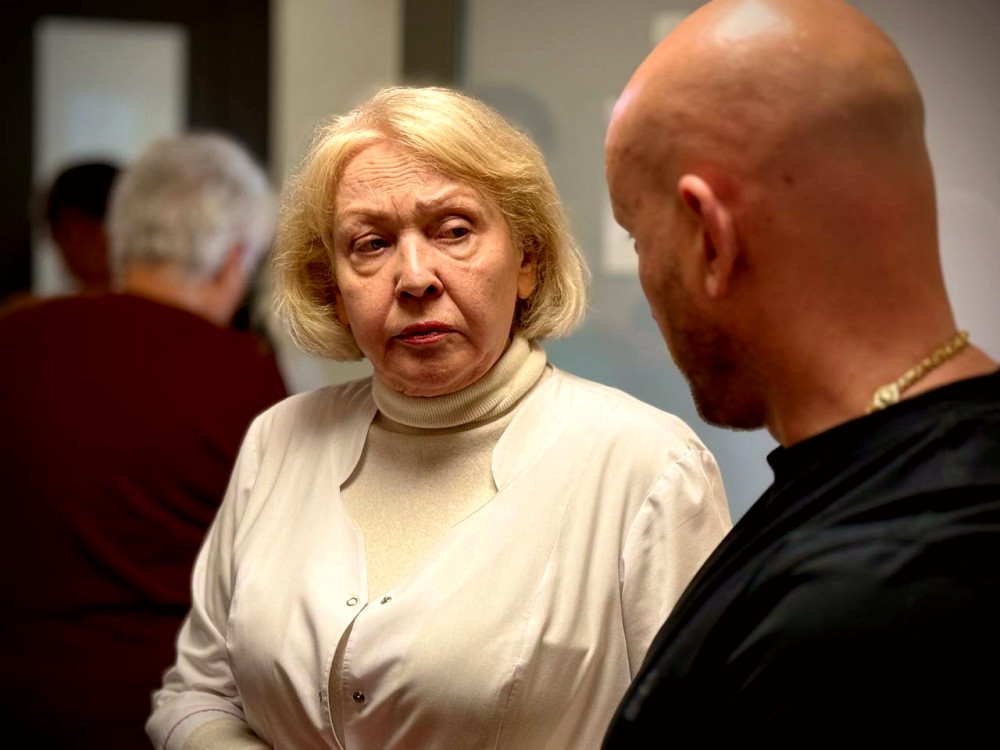 8990 image for slide