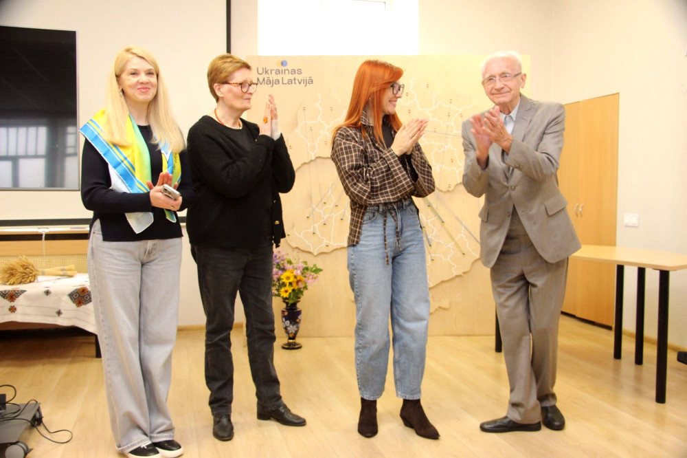 9275 image for slide